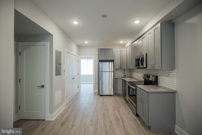 Building Photo - 3723 Brandywine St