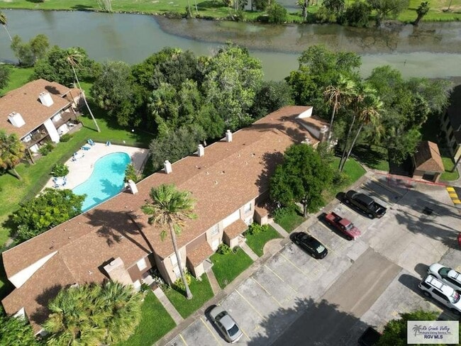 Foto del edificio - 2901 Central Blvd