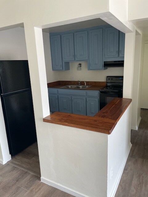 Foto del edificio - 2934 Grasselli Ave