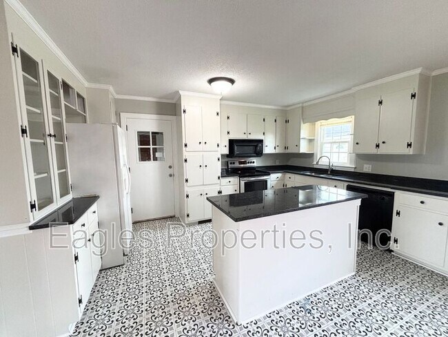 Foto del edificio - 4983 Washington St