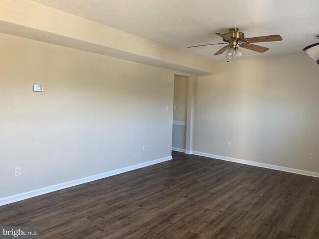 Foto del edificio - 203 Emily Ln