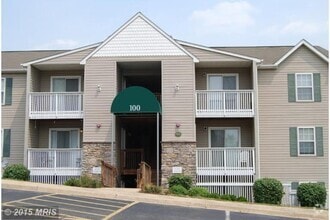 Building Photo - 100 Wild Oak Ln