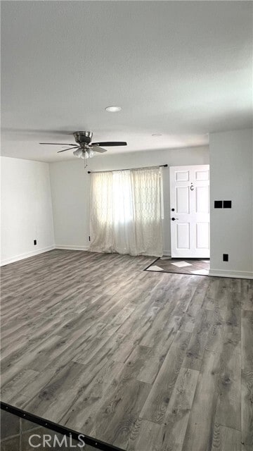 Foto del edificio - 4061 W 132nd St