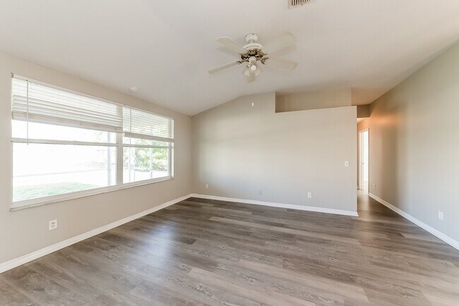Foto del edificio - 6109 63rd Ave E
