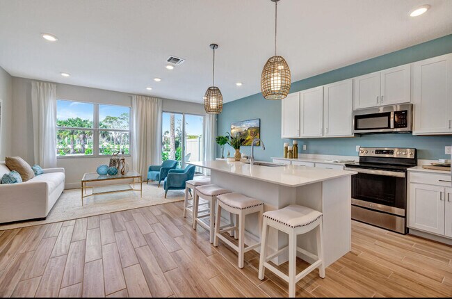 Foto del edificio - 608 Waters Edge Ln