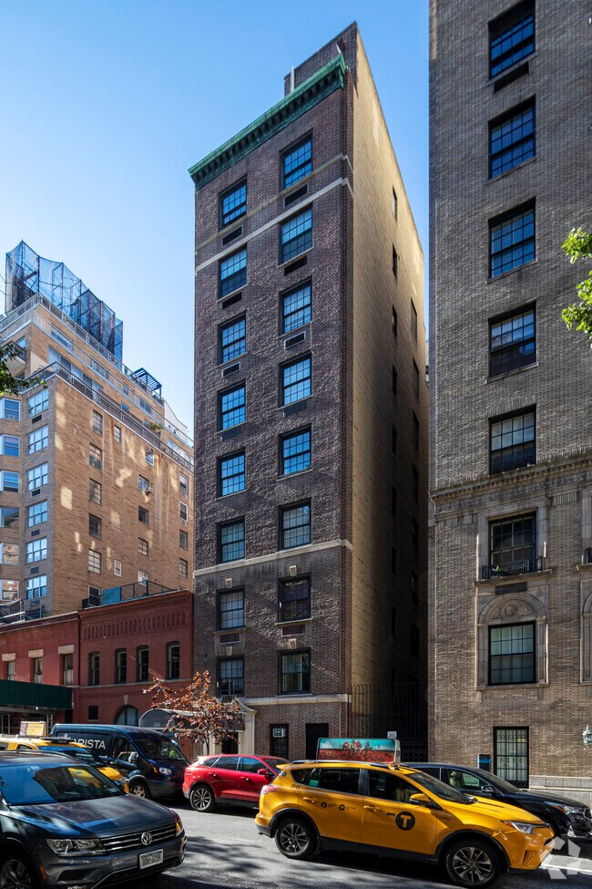 Building Photo - 108 E 66th St