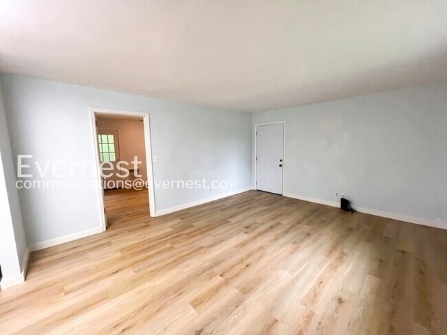 Foto del edificio - 154 Goodson Ave