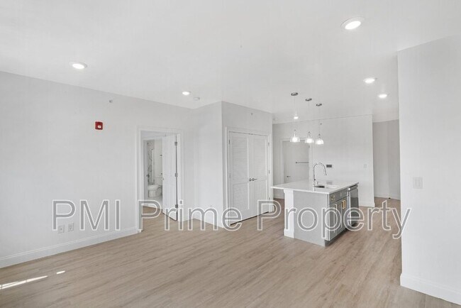 Building Photo - 1026 Stuyvesant Ave.
