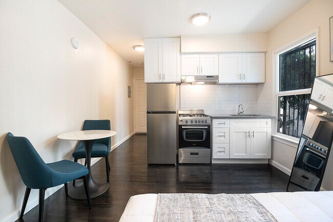 Foto del interior - THE NORM @ 750 Normandie Ave