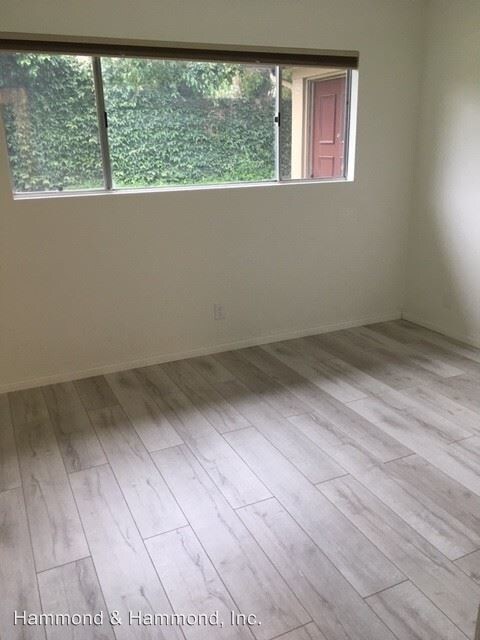 Building Photo - 2 br, 1 bath House - 5977 Nelda St. #1