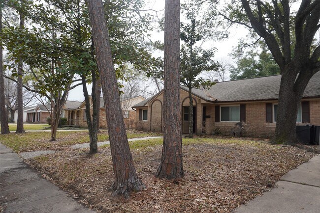 Building Photo - 10703 Wickersham Ln