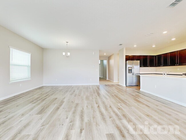 Foto del edificio - 154 Bloomfield Wy