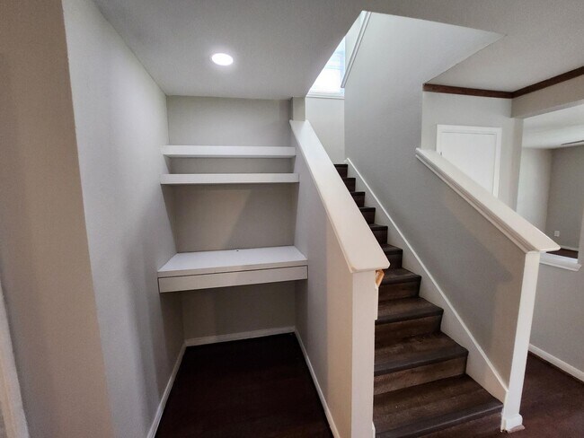 Building Photo - 20718 Blanton Brook Dr