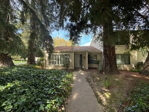 Building Photo - 100 Hartnell Pl