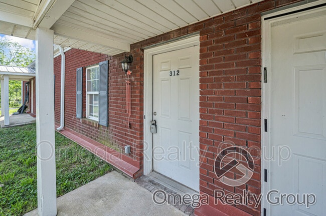 Building Photo - 312 Percy St