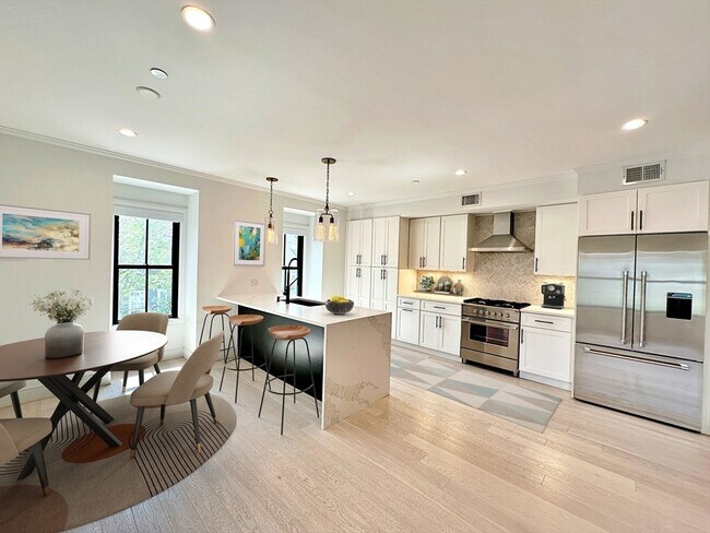 Foto del edificio - 228 Webster St