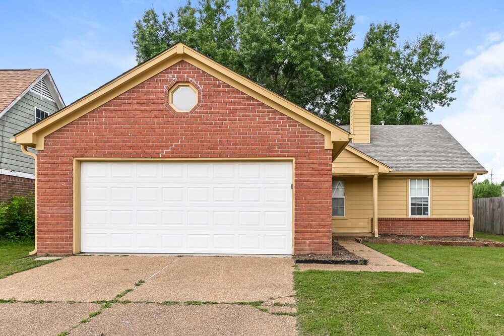 Foto principal - 5819 Waverly Dr