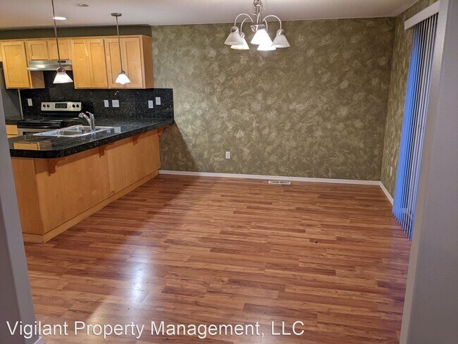 Foto del edificio - 3 br, 2.5 bath House - 2605 NE 125th Ct