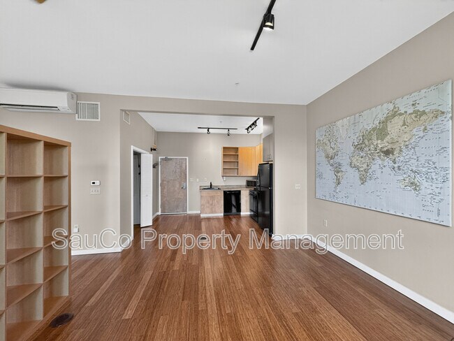 Foto del edificio - 1425 NE 61st Ave