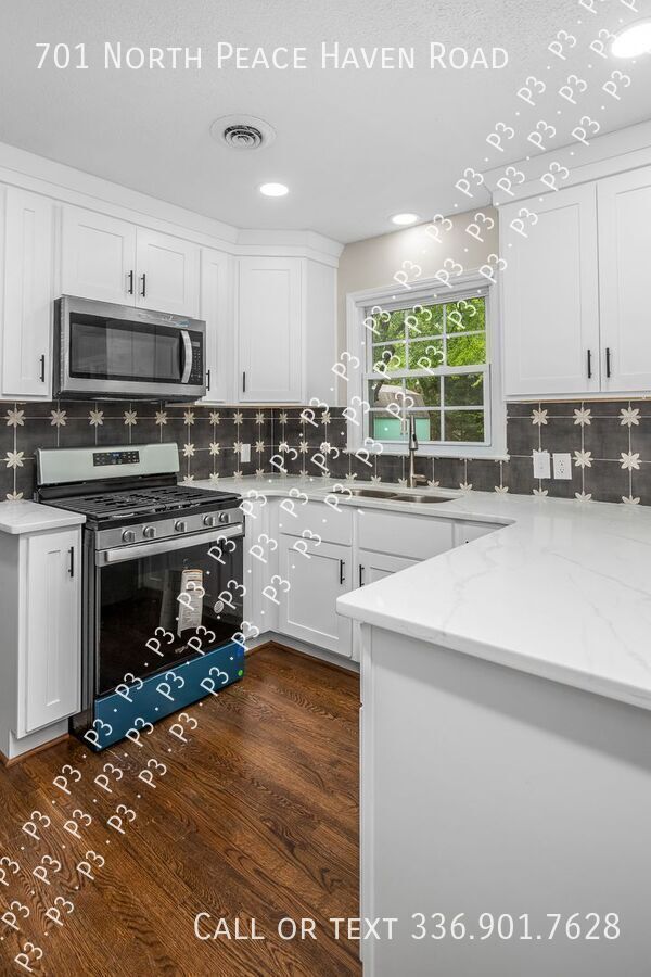 Foto del edificio - Mt Tabor Home - Lisa Barker - (734) 231-9495
