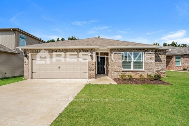 Building Photo - 370 Americana Dr