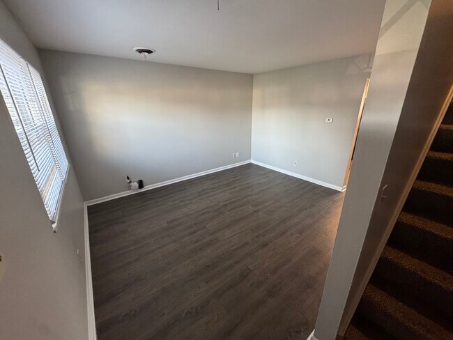 Building Photo - 301 W Adams St