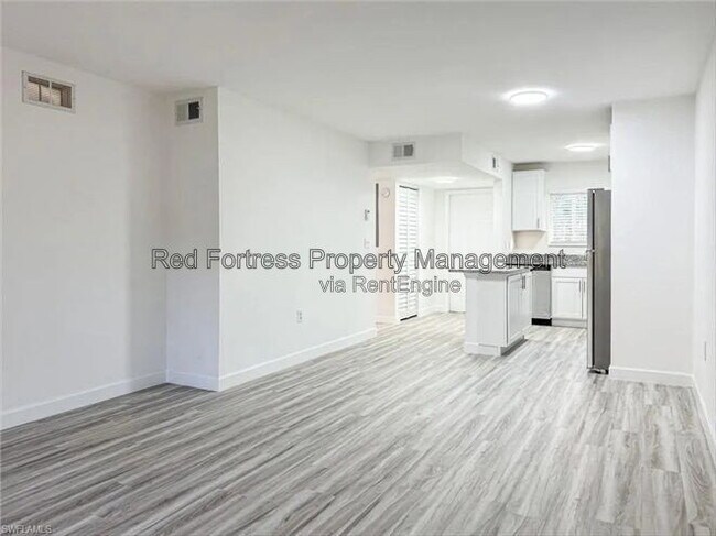 Foto del edificio - 11931 Palm Bay Court