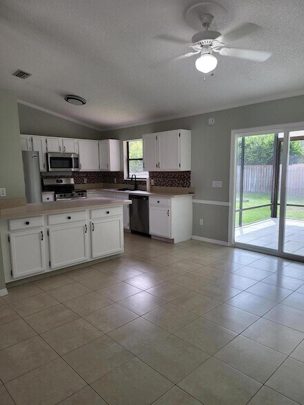 Foto del edificio - 6507 Green Dolphin St