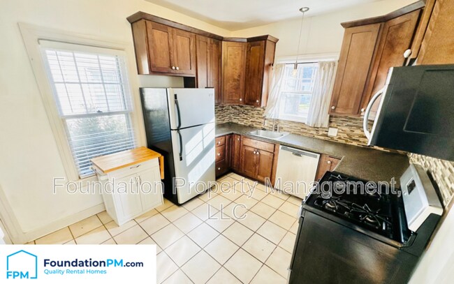 Building Photo - 1818 Mignon Ave