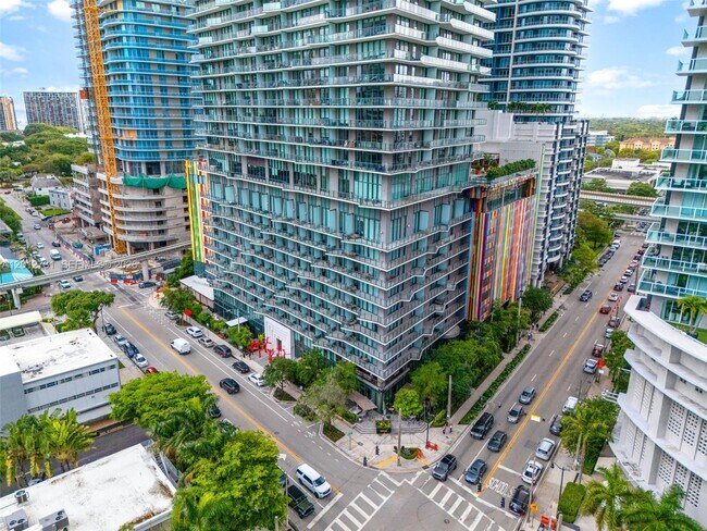 Foto del edificio - 1300 S Miami Ave