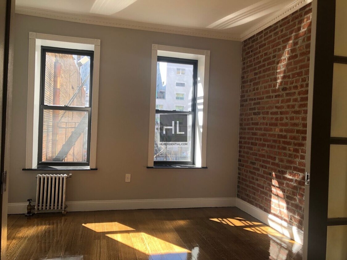 Building Photo - East 100th Street