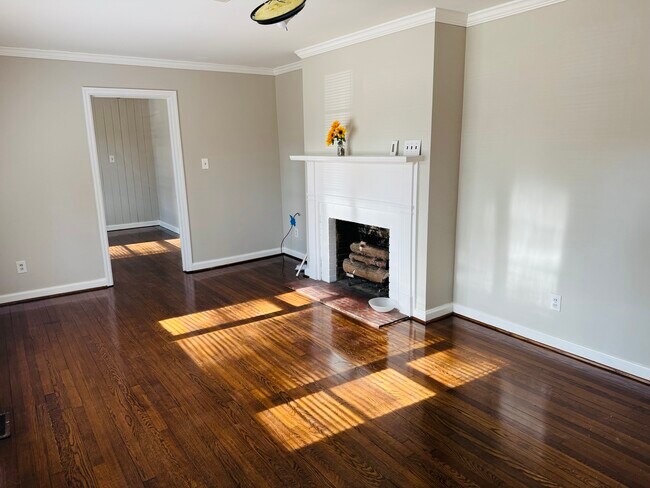 Foto del edificio - 1206 Lafayette Ave