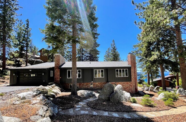 Building Photo - Beautiful, Fully Furnished Lake Tahoe Home...