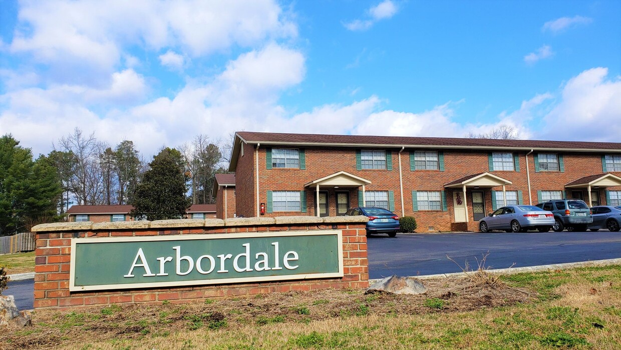 Foto principal - Arbordale Apartment Homes