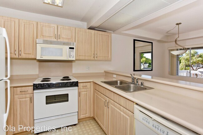 Building Photo - 3 br, 2 bath House - 92-1543 Aliinui Dr. #4E