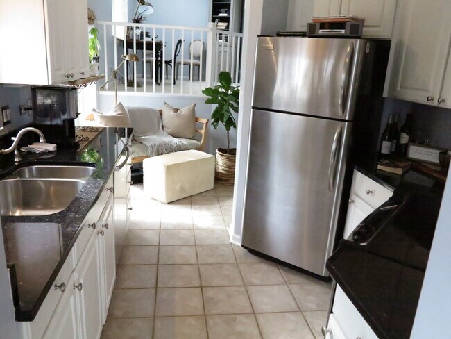 Foto del edificio - 231 Sandy Point Ln