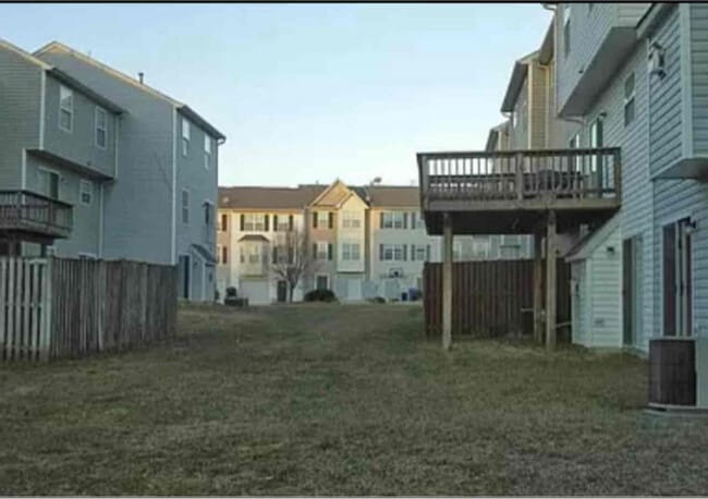 Photo - 5850 Wolsey Ct Townhome