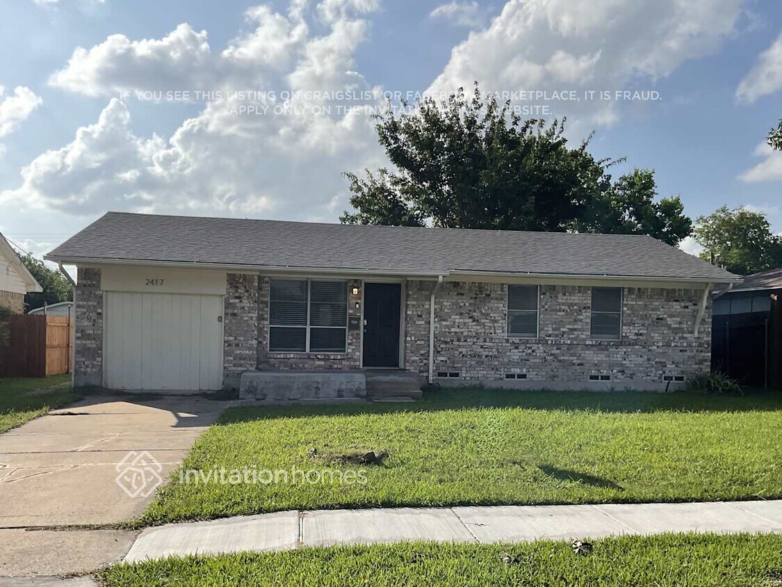 Primary Photo - 2417 Moreland Dr