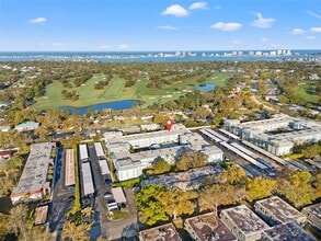 Building Photo - 1706 Belleair Forest Dr