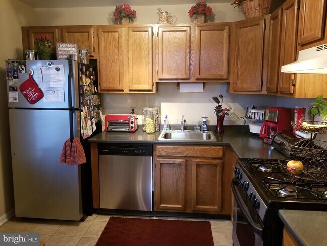Building Photo - 4202 Waltham Ct