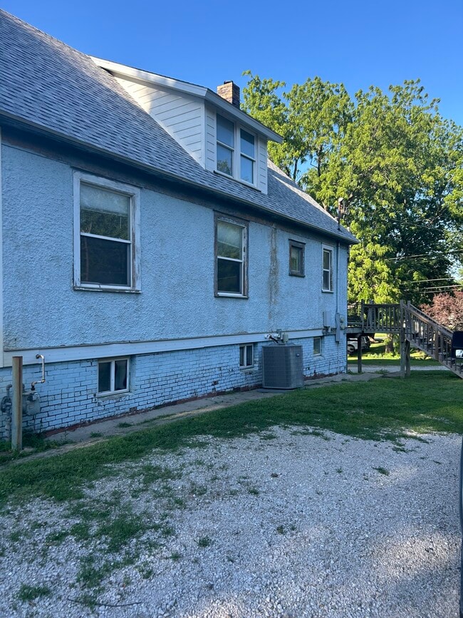 Building Photo - 416 N Market St