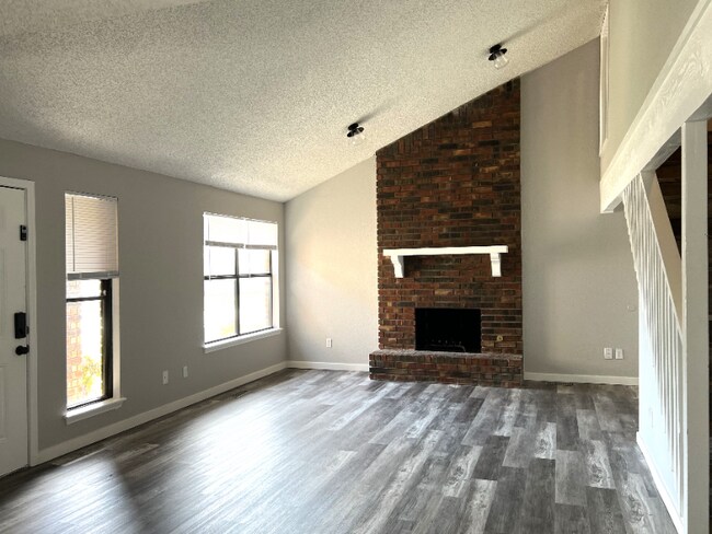 Foto del edificio - 8325 E 65th St