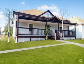 Building Photo - 1195 Lawton Dr