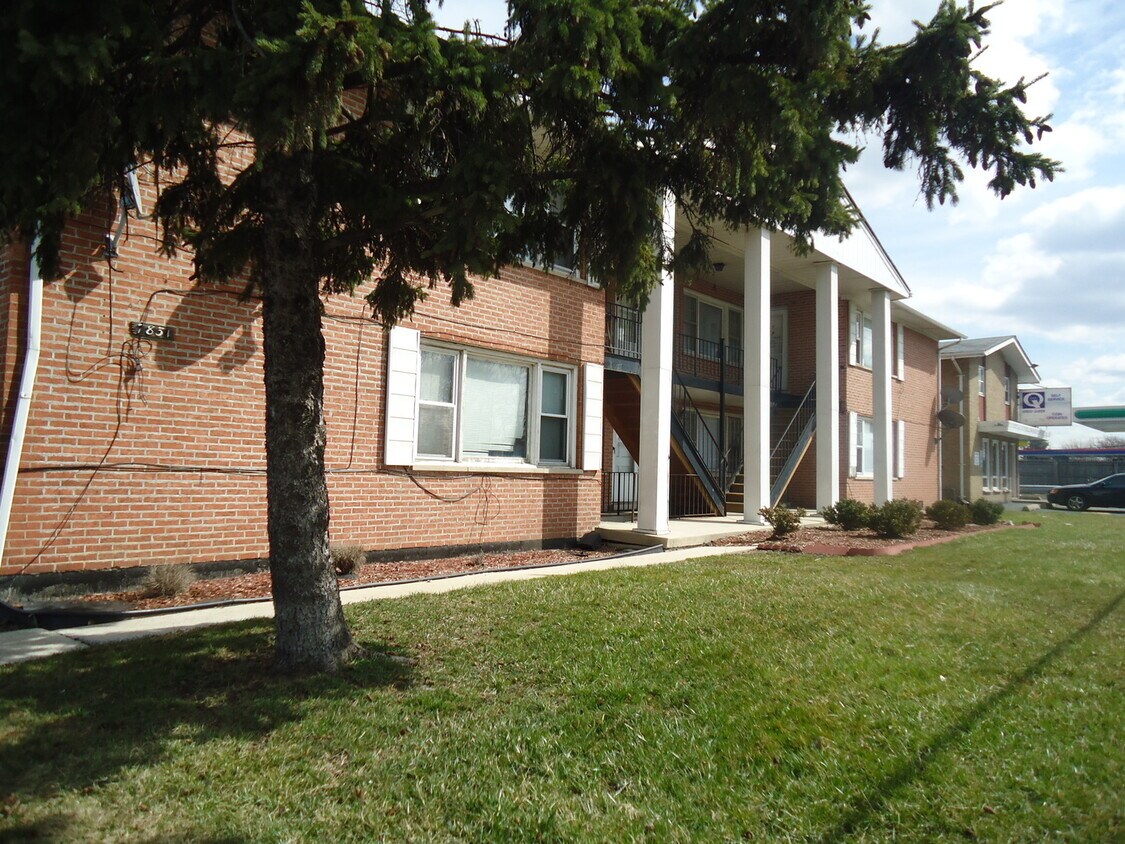 Foto principal - 7831 Roberts Rd