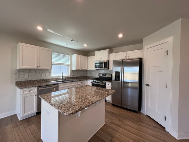 Foto del edificio - Charming 3BD, 2BA Fuquay Varina Home with ...