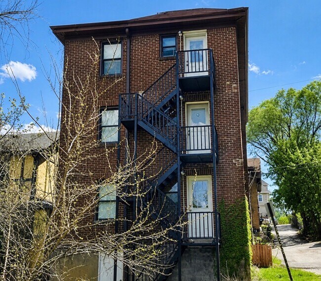 Foto del edificio - 2844 Louisiana Ave