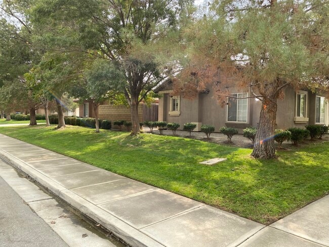 Acera #2 - 725 Greenwood Meadow Ln