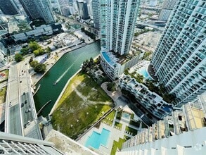 Building Photo - 350 S Miami Ave