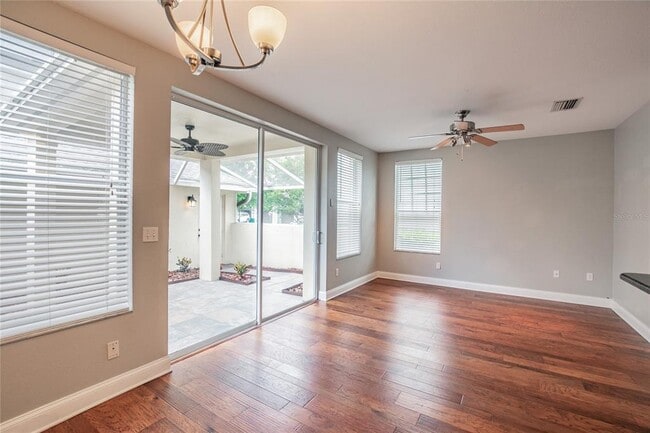 Building Photo - 9917 Brompton Dr