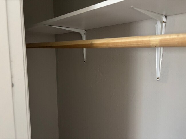 Foto del edificio - Fully Remodeled 2-Bedroom Home Near Grant ...